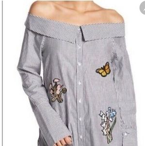 Romeo & Juliet couture blouse, grey and white, butterfly 🦋, off-shoulder